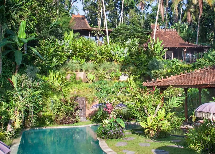 Mahadevi 1 Open-air Jungle Joglo Near Ubud