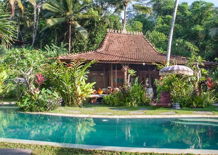 Mahadevi 1 Open-air Jungle Joglo Near Ferienhaus Ubud